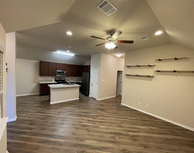 108 Lasino Dr - Photo Thumbnail 13