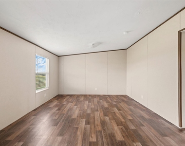360 Shady Oaks Dr - Photo Thumbnail 17