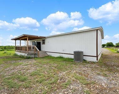 360 Shady Oaks Dr - Photo Thumbnail 31