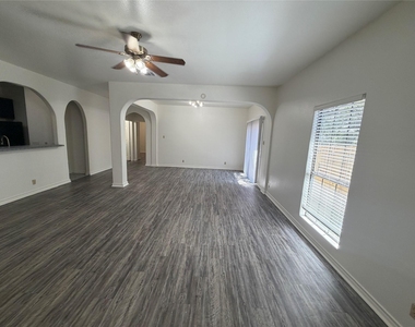 2605 Alcott Ln - Photo Thumbnail 1