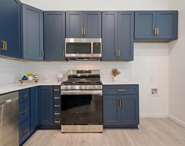613 Columbine Ave - Photo Thumbnail 8