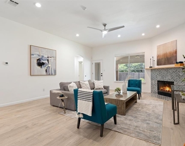 613 Columbine Ave - Photo Thumbnail 12