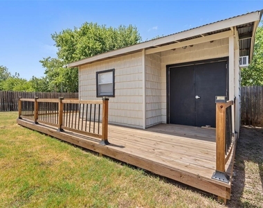 613 Columbine Ave - Photo Thumbnail 26
