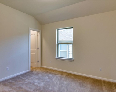 15900 Cessida St - Photo Thumbnail 28