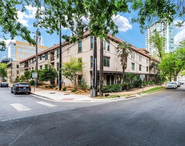 505 W 7th St - Photo Thumbnail 19