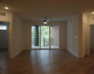 4801 Springdale Rd - Photo Thumbnail 6