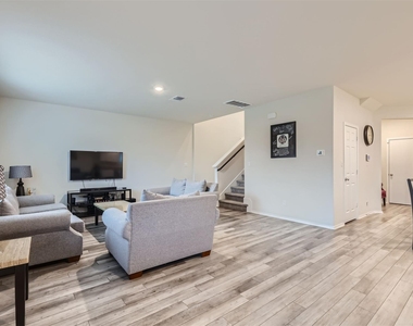21 Snowy Plover Ln - Photo Thumbnail 3