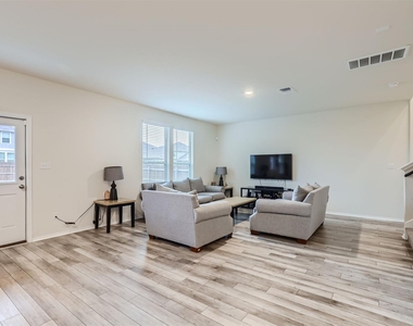 21 Snowy Plover Ln - Photo Thumbnail 4