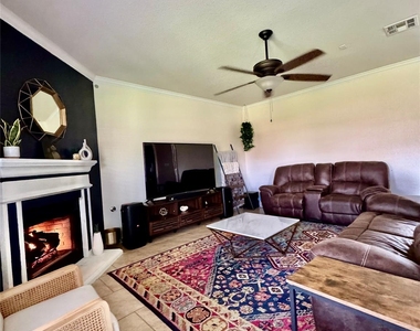4320 Chestnut Meadows Bnd - Photo Thumbnail 6