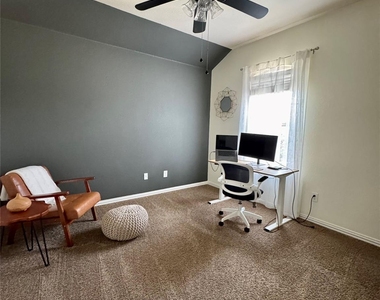 4320 Chestnut Meadows Bnd - Photo Thumbnail 20