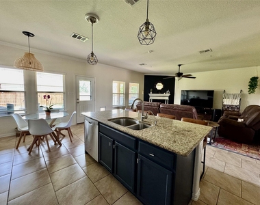 4320 Chestnut Meadows Bnd - Photo Thumbnail 4