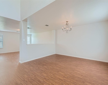 18408 Cloudmore Ln - Photo Thumbnail 3