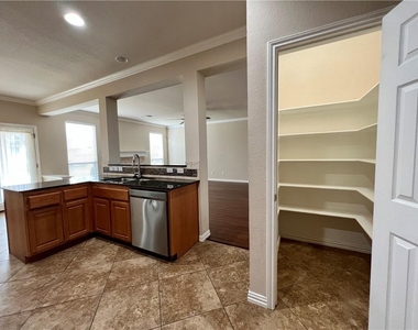 15521 Whistling Straits Dr - Photo Thumbnail 13