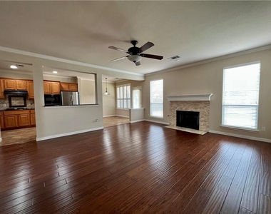 15521 Whistling Straits Dr - Photo Thumbnail 8
