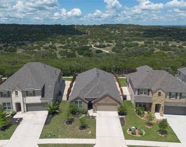 6808 Cliff Rose Dr - Photo Thumbnail 3