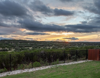 6808 Cliff Rose Dr - Photo Thumbnail 2