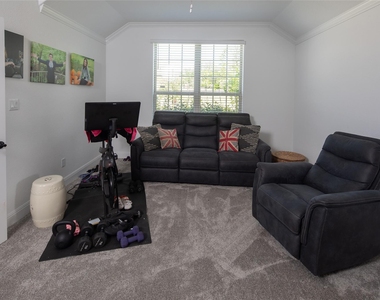 6808 Cliff Rose Dr - Photo Thumbnail 11
