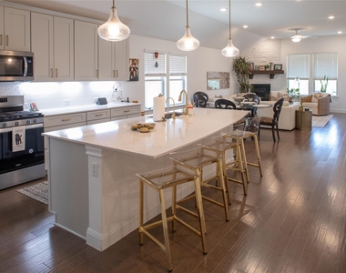 6808 Cliff Rose Dr - Photo Thumbnail 5