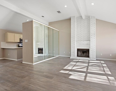 816 Clearwater Trl - Photo Thumbnail 11