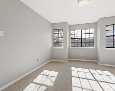 816 Clearwater Trl - Photo Thumbnail 13