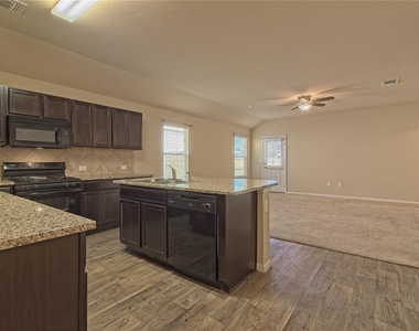 11312 Malta Dr - Photo Thumbnail 9
