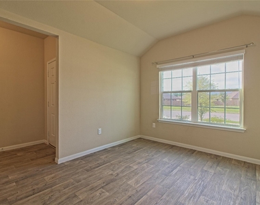 11312 Malta Dr - Photo Thumbnail 5