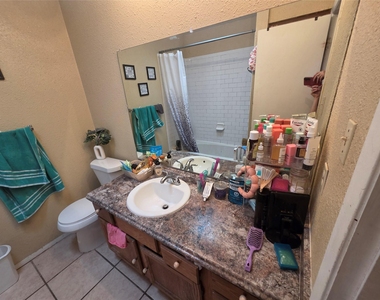 8716 Clearbrook Trl - Photo Thumbnail 9