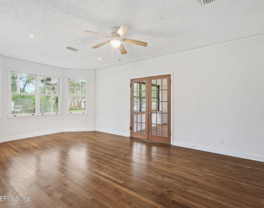 1406 Palmer Terrace - Photo Thumbnail 3