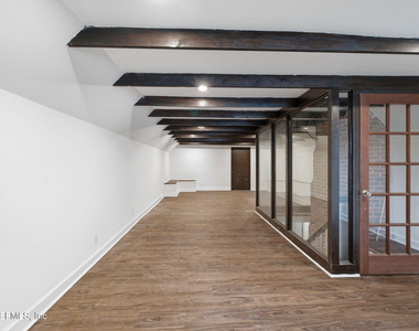 1406 Palmer Terrace - Photo Thumbnail 17