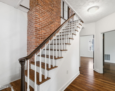 1406 Palmer Terrace - Photo Thumbnail 16