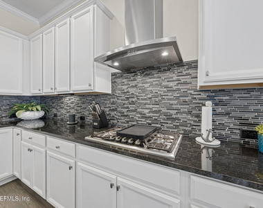 45 Tamarac Avenue - Photo Thumbnail 17