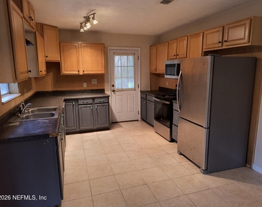 1183 Violet Street - Photo Thumbnail 4