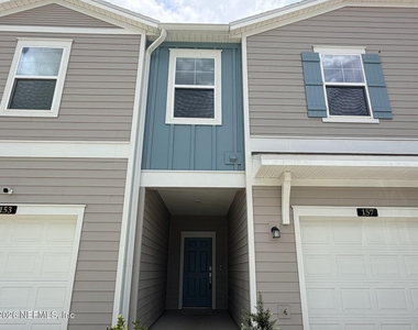157 Hubbard Bend - Photo Thumbnail 2