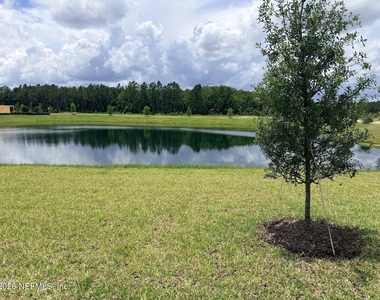 157 Hubbard Bend - Photo Thumbnail 1