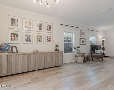 1432 Greyfield Drive - Photo Thumbnail 9