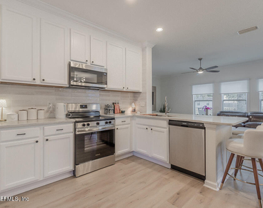 1432 Greyfield Drive - Photo Thumbnail 13