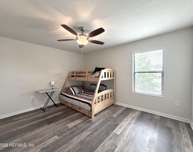 13527 Montecito Place - Photo Thumbnail 23
