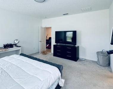 73 Miromar Lake Drive - Photo Thumbnail 13