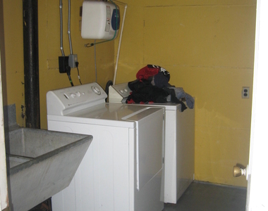 2842 Sydney Street - Photo Thumbnail 11
