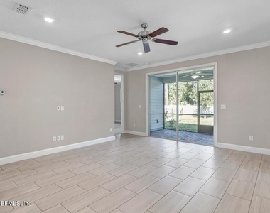 275 Renwick Parkway - Photo Thumbnail 6
