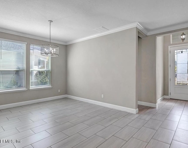 275 Renwick Parkway - Photo Thumbnail 3