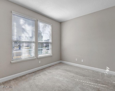 275 Renwick Parkway - Photo Thumbnail 30