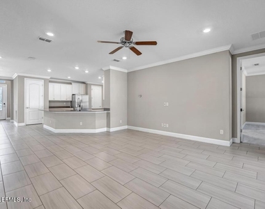 275 Renwick Parkway - Photo Thumbnail 7