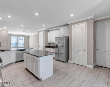 275 Renwick Parkway - Photo Thumbnail 12