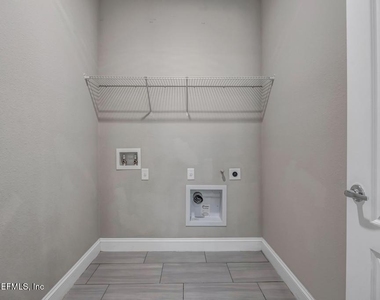 275 Renwick Parkway - Photo Thumbnail 16