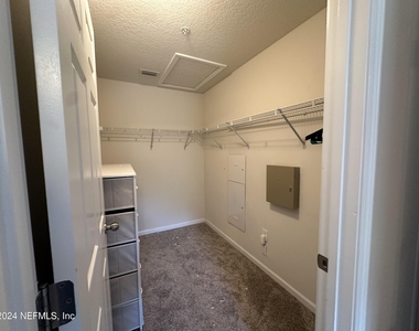 7062 Snowy Canyon Drive - Photo Thumbnail 7