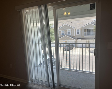 7062 Snowy Canyon Drive - Photo Thumbnail 13