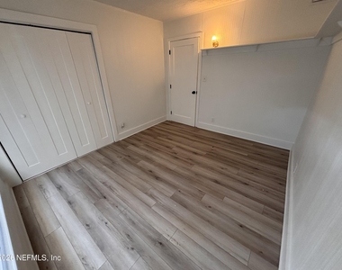 1619 2nd Avenue N - Photo Thumbnail 14