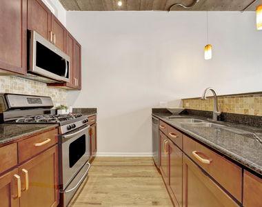 1070 W 15th Street - Photo Thumbnail 10