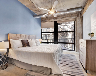 1070 W 15th Street - Photo Thumbnail 16